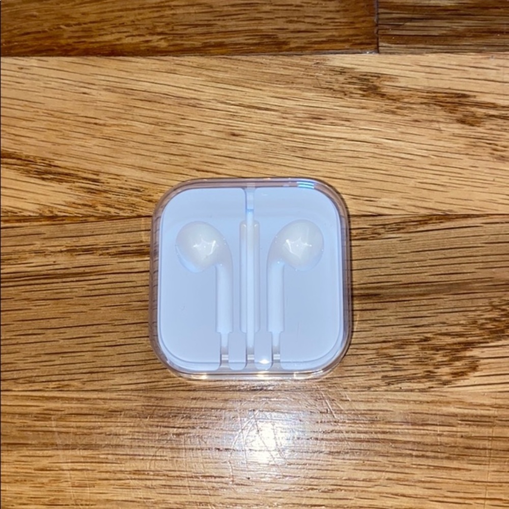 Apple - Headphone Case - White & Clear